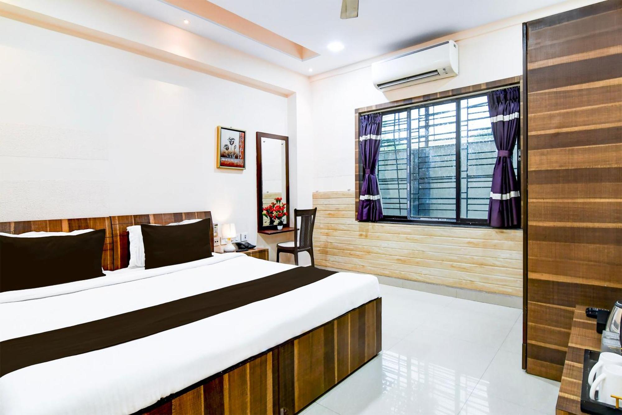 Super Collection O Behala Hotel Bhasa Eksteriør billede