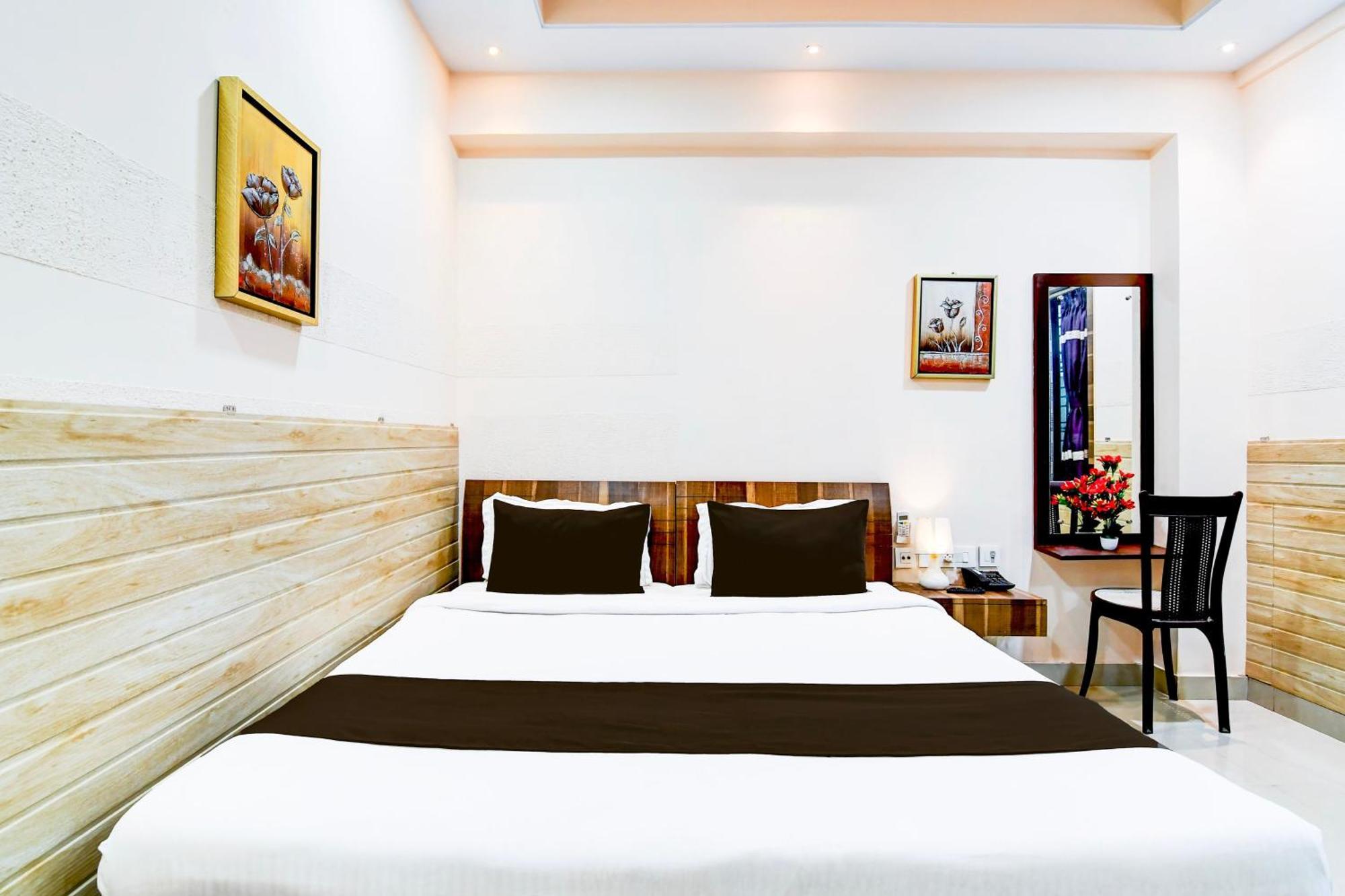 Super Collection O Behala Hotel Bhasa Eksteriør billede