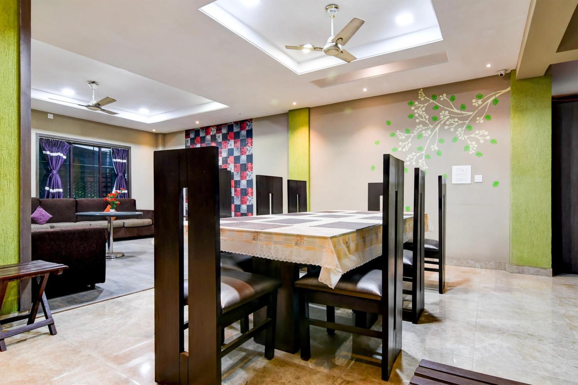 Super Collection O Behala Hotel Bhasa Eksteriør billede